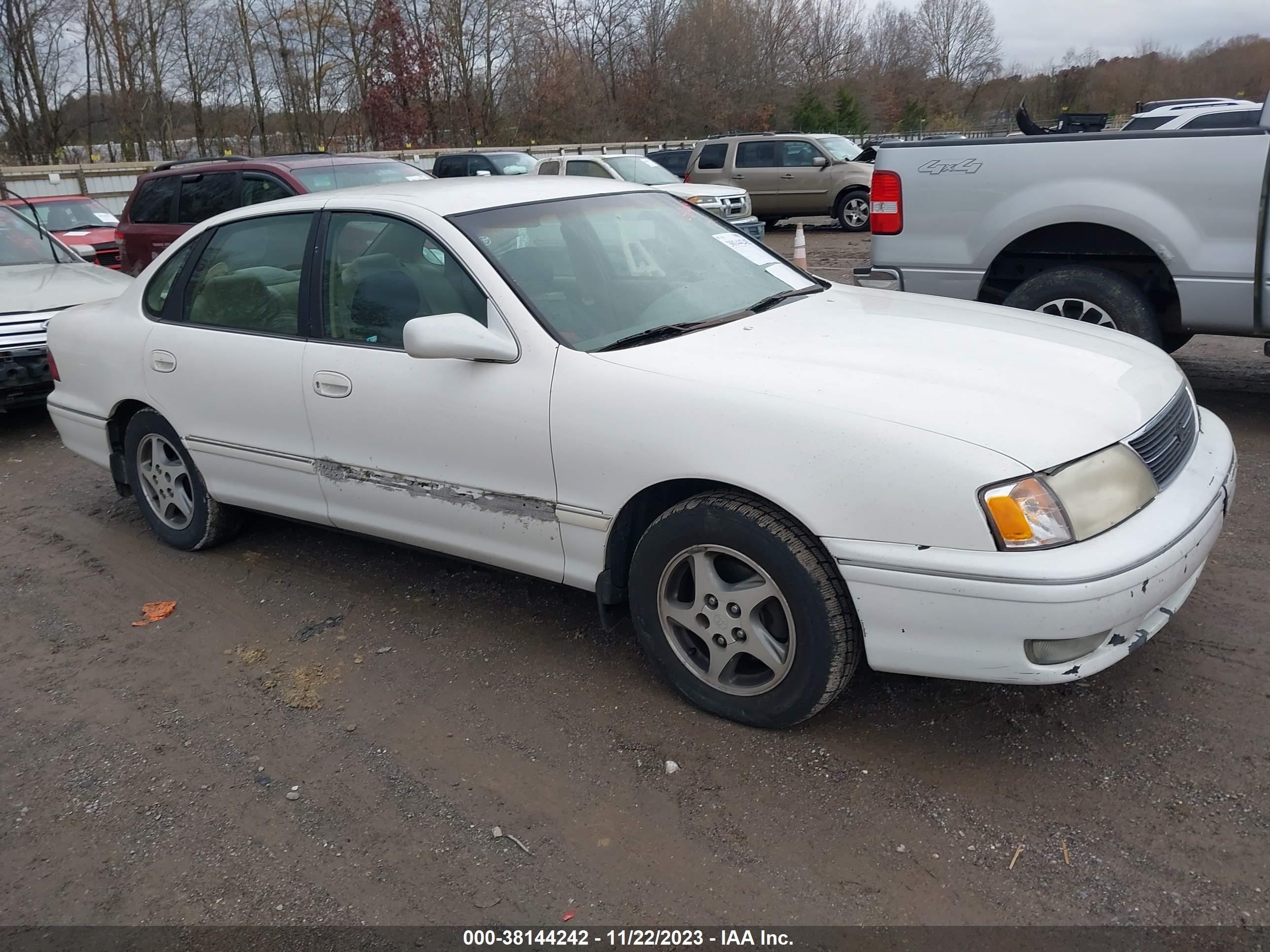 TOYOTA AVALON 1999 4t1bf18b7xu325701