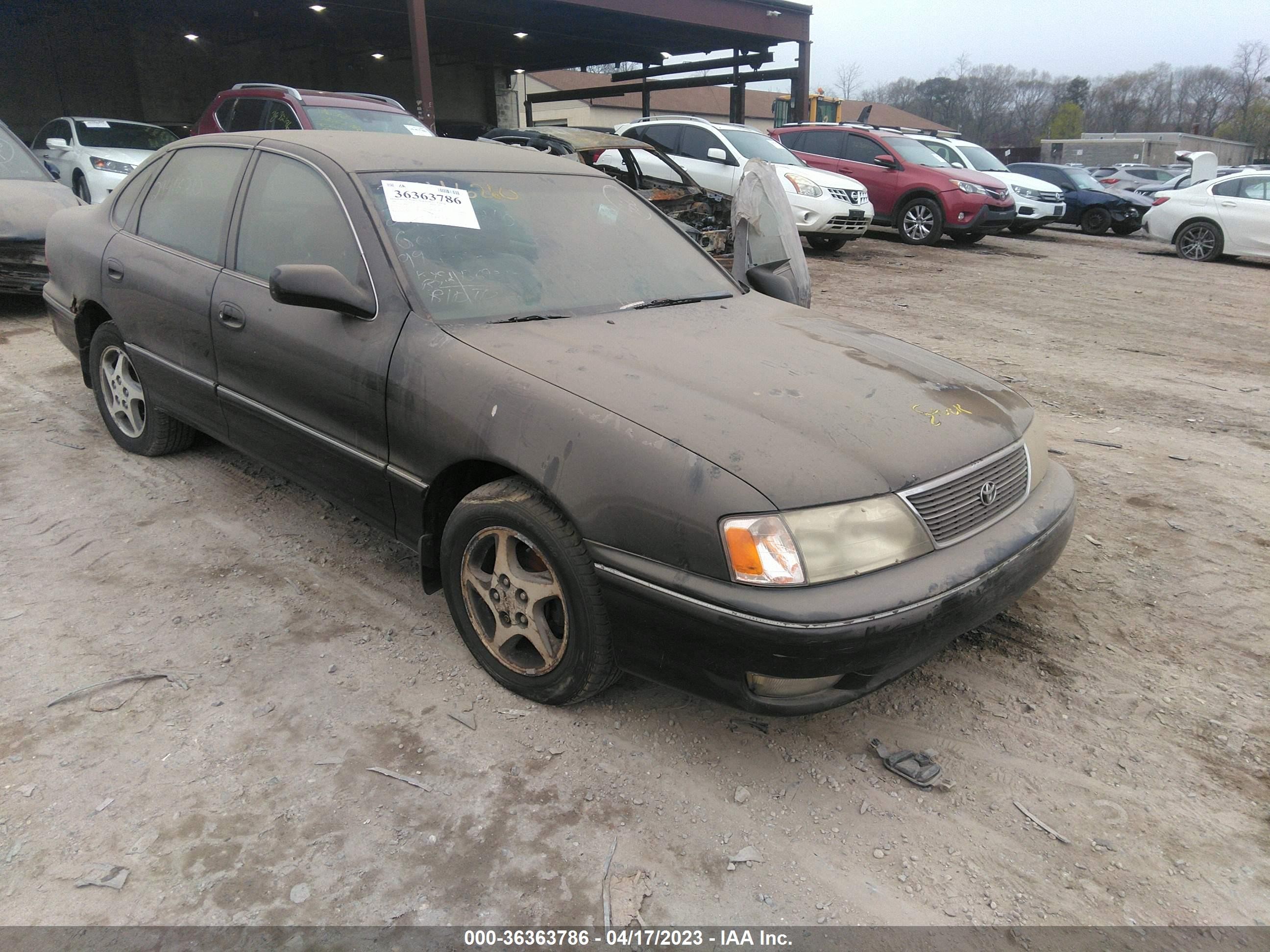 TOYOTA AVALON 1999 4t1bf18b8xu341227