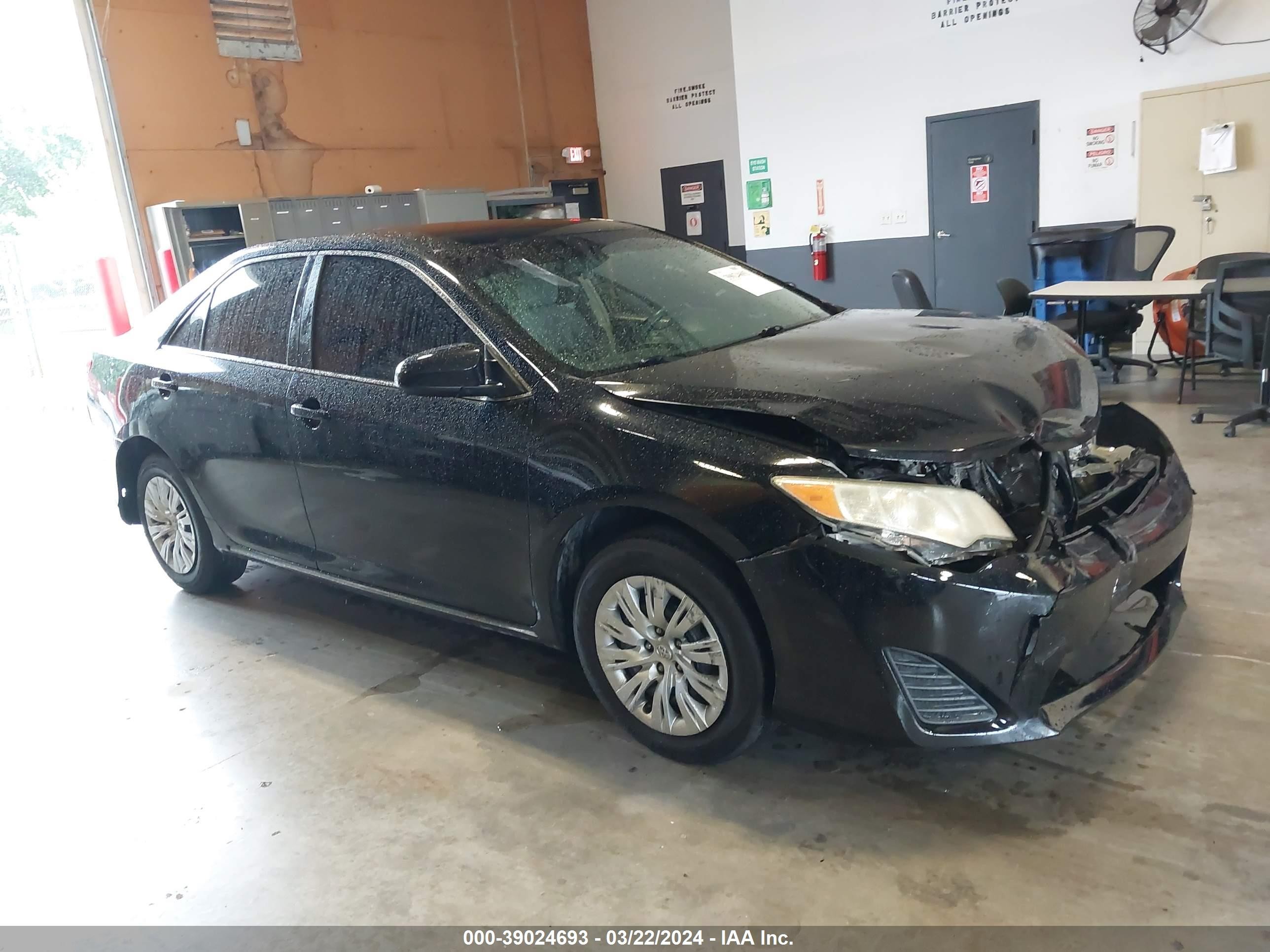 TOYOTA CAMRY 2014 4t1bf1fk1eu436325