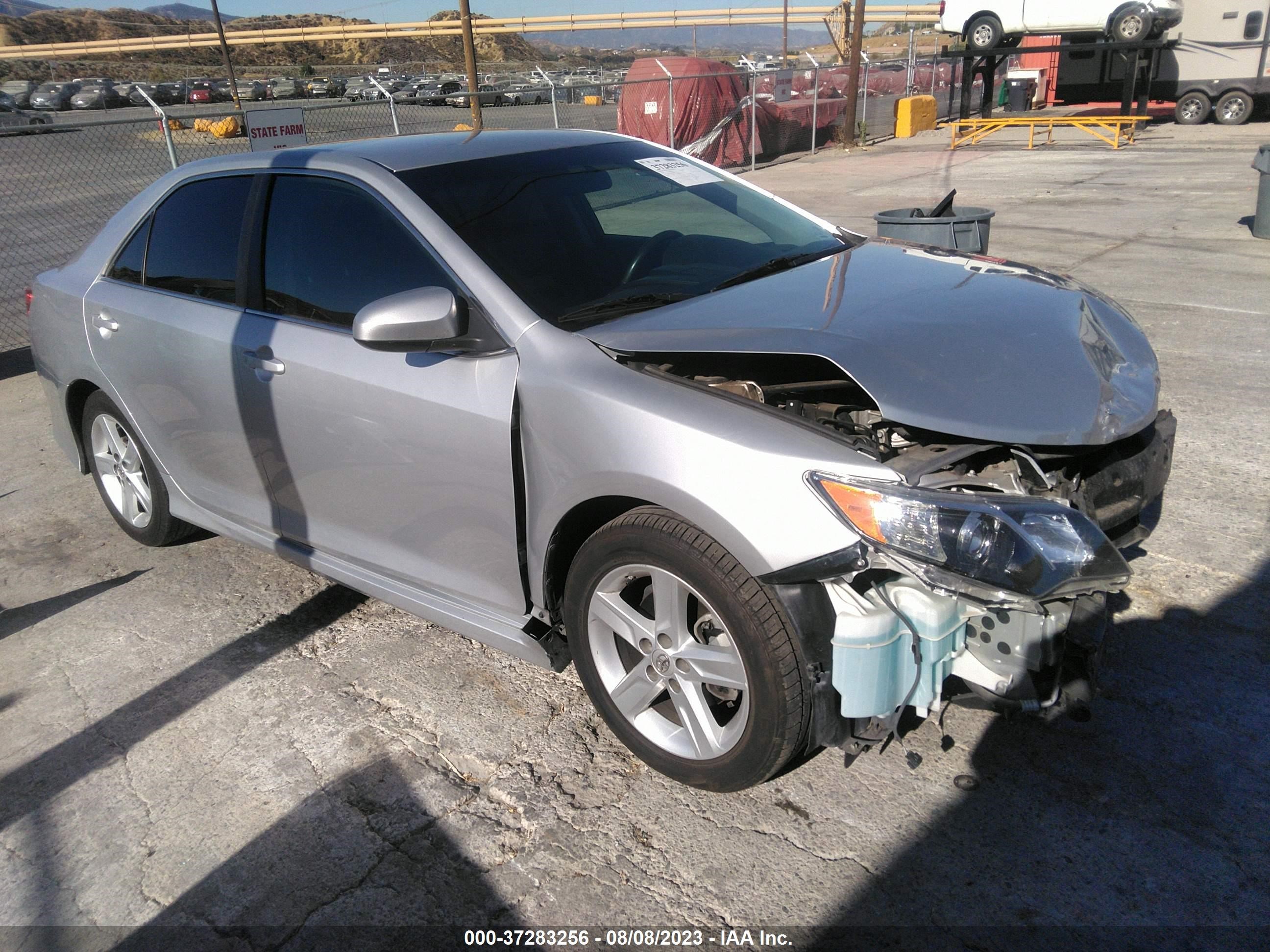 TOYOTA CAMRY 2014 4t1bf1fk1eu805894