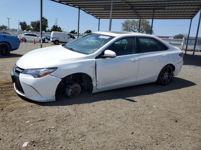 TOYOTA CAMRY LE 2016 4t1bf1fk1gu145584