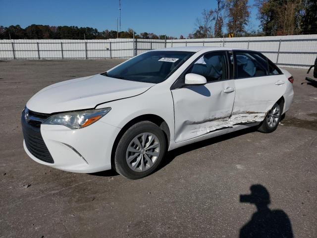 TOYOTA CAMRY LE 2017 4t1bf1fk1hu290075