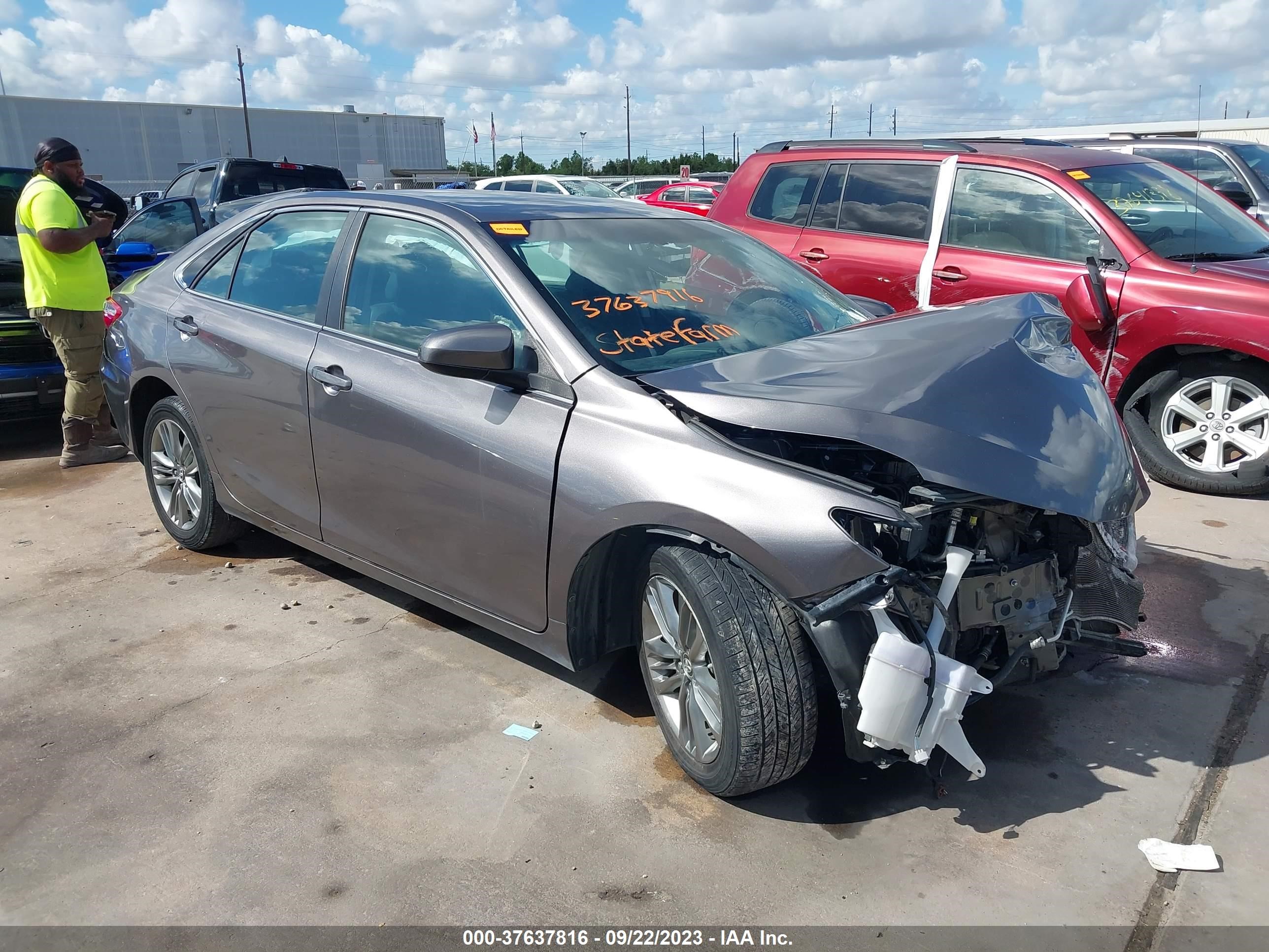 TOYOTA CAMRY 2017 4t1bf1fk1hu662613