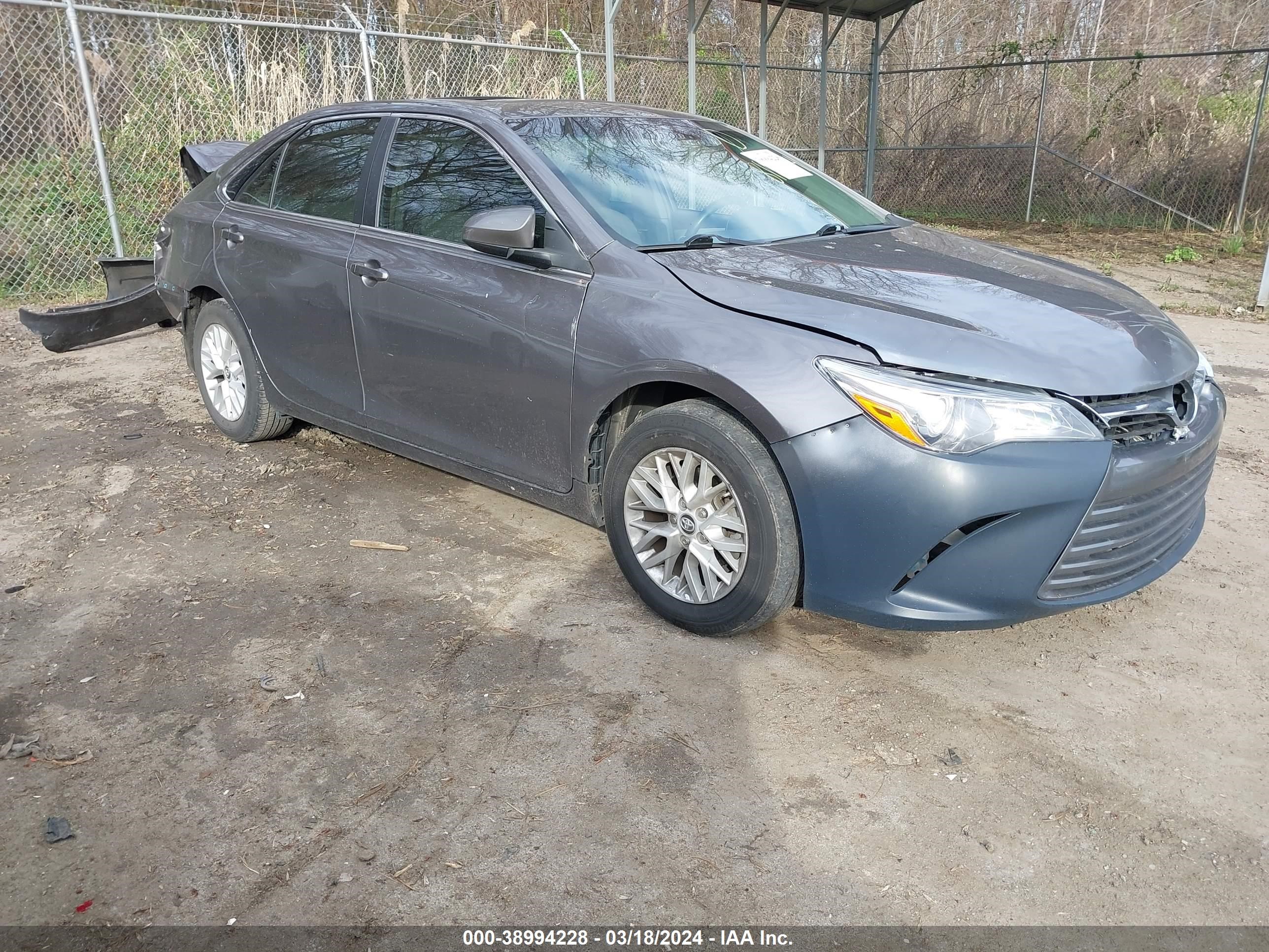 TOYOTA CAMRY 2017 4t1bf1fk1hu696597