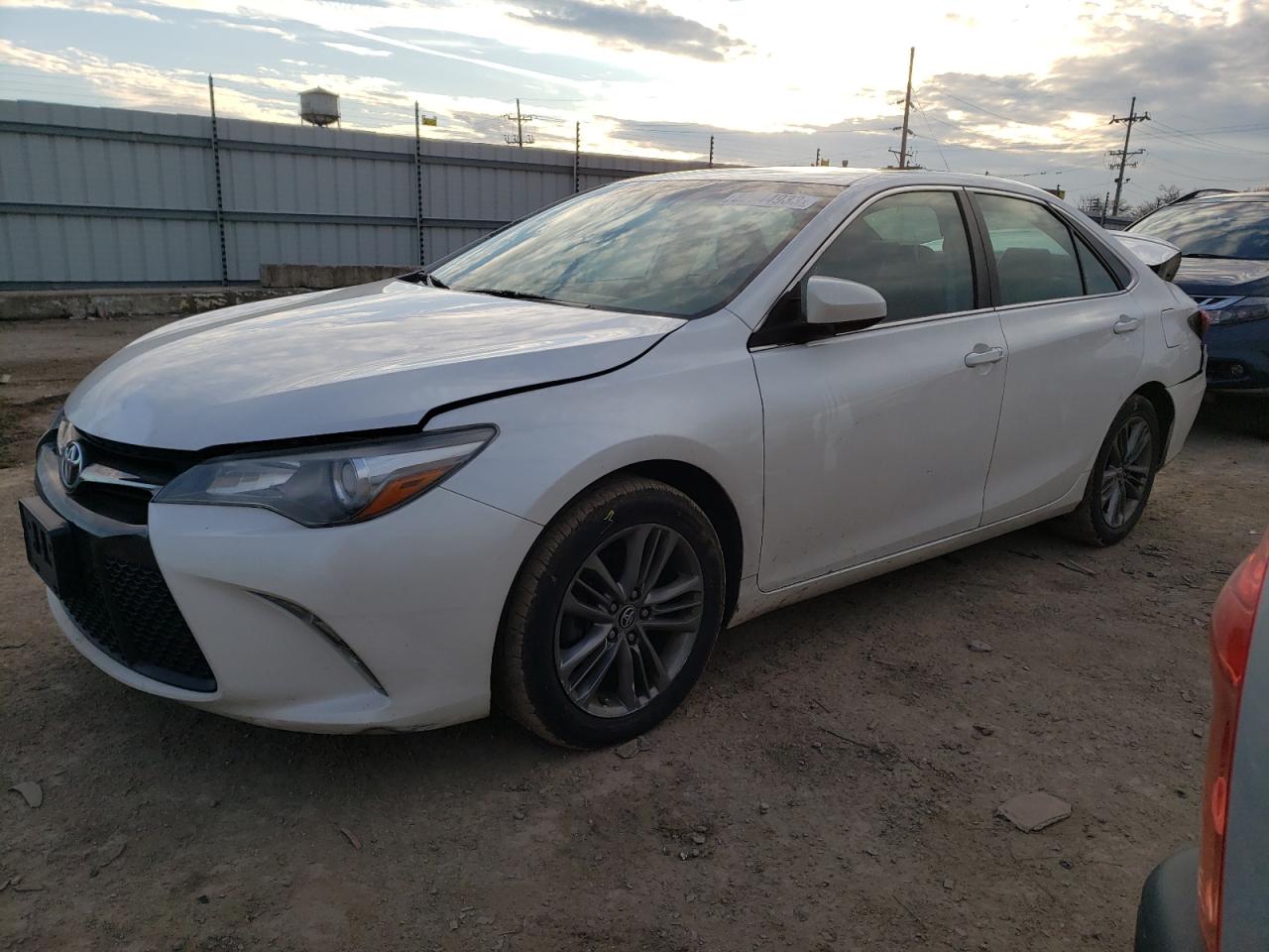 TOYOTA CAMRY 2016 4t1bf1fk2gu127661