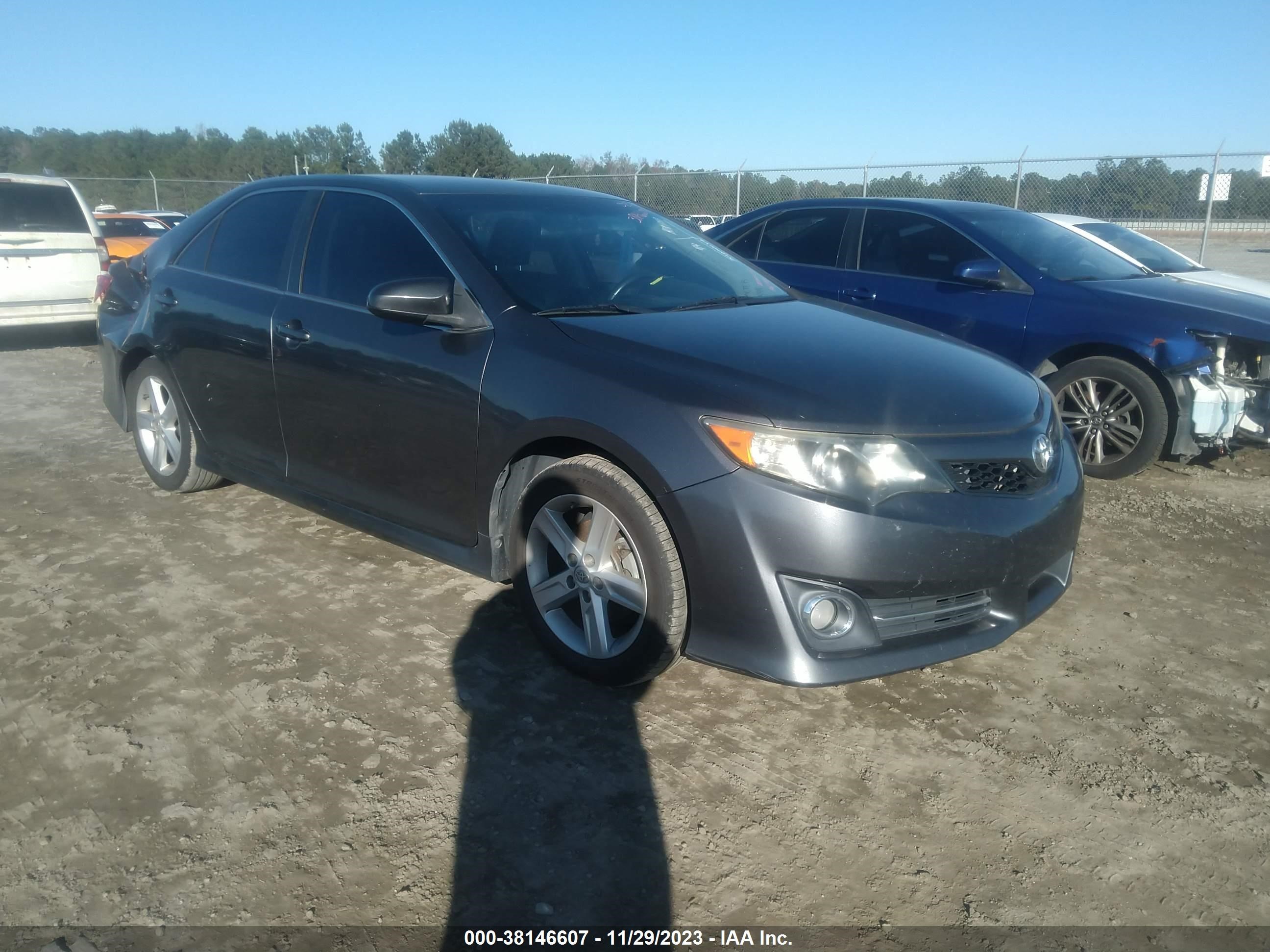 TOYOTA CAMRY 2014 4t1bf1fk3eu410941