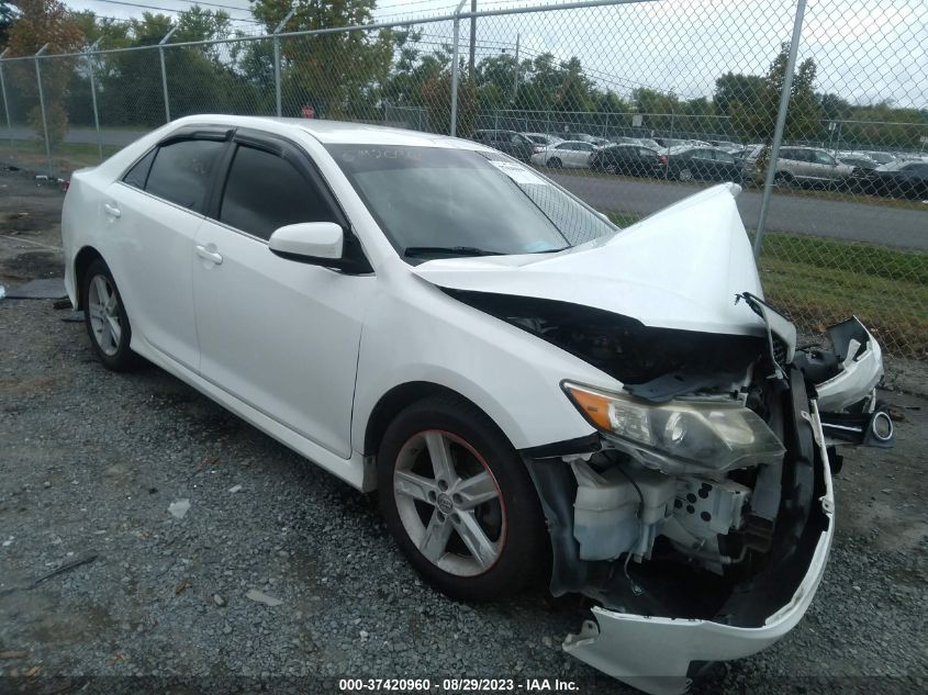 TOYOTA CAMRY 2014 4t1bf1fk3eu863618