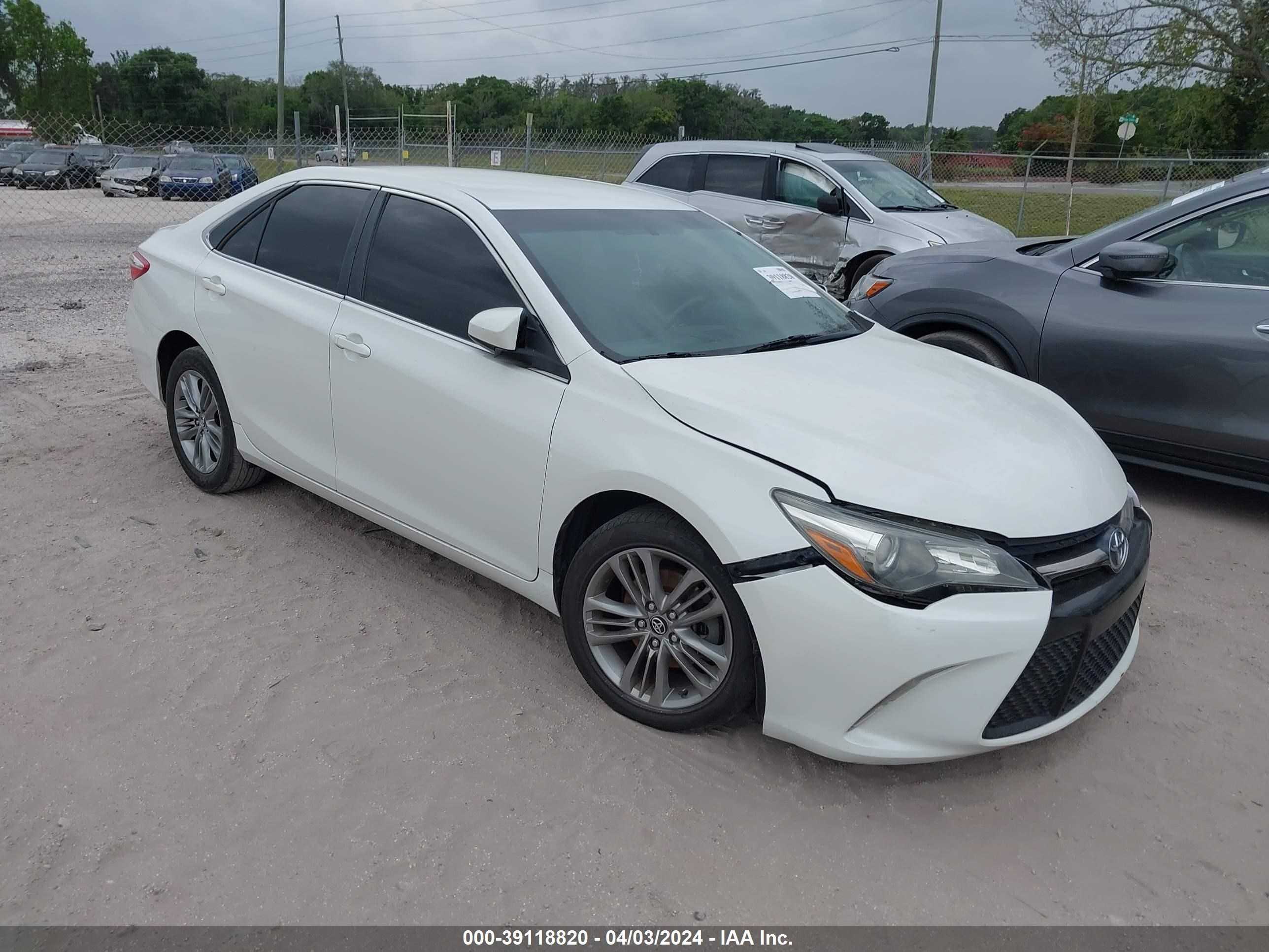 TOYOTA CAMRY 2015 4t1bf1fk3fu095303