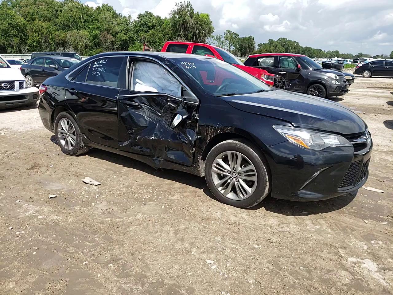 TOYOTA CAMRY LE 2017 4t1bf1fk3hu376956