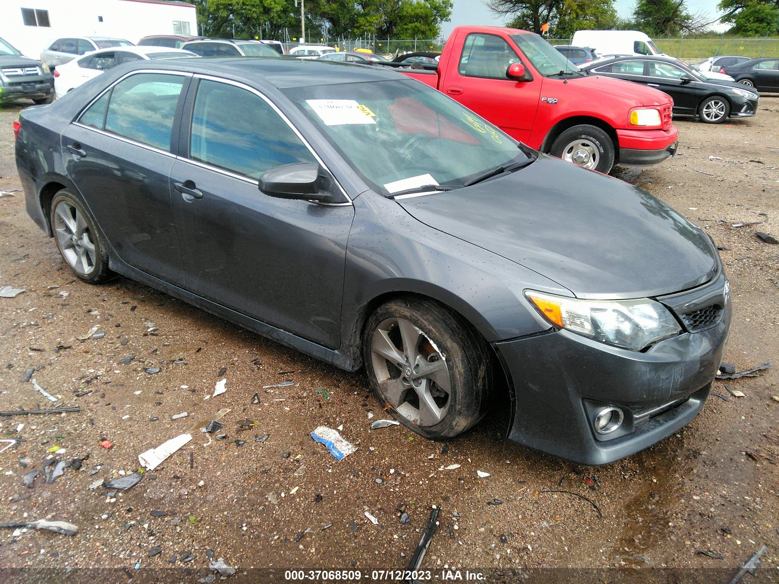 TOYOTA CAMRY 2014 4t1bf1fk4eu440594