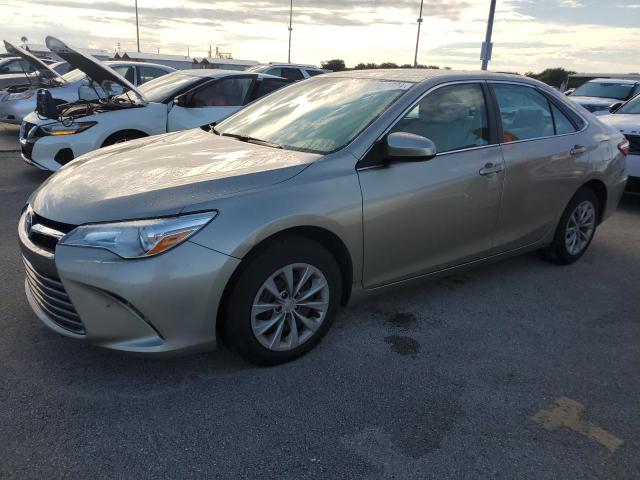 TOYOTA CAMRY LE 2015 4t1bf1fk4fu027267