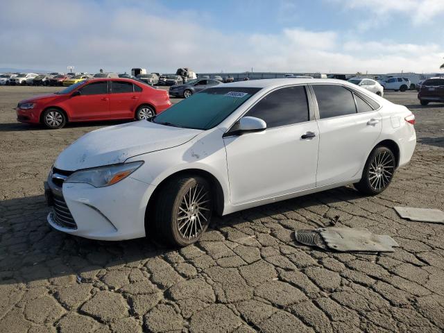 TOYOTA CAMRY LE 2015 4t1bf1fk4fu966788