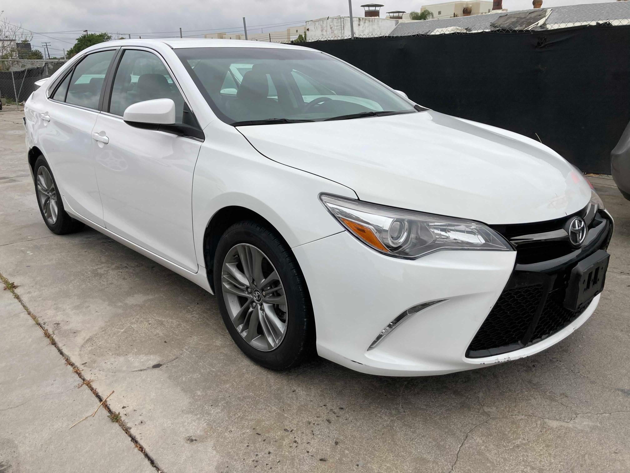 TOYOTA CAMRY 2016 4t1bf1fk4gu165215