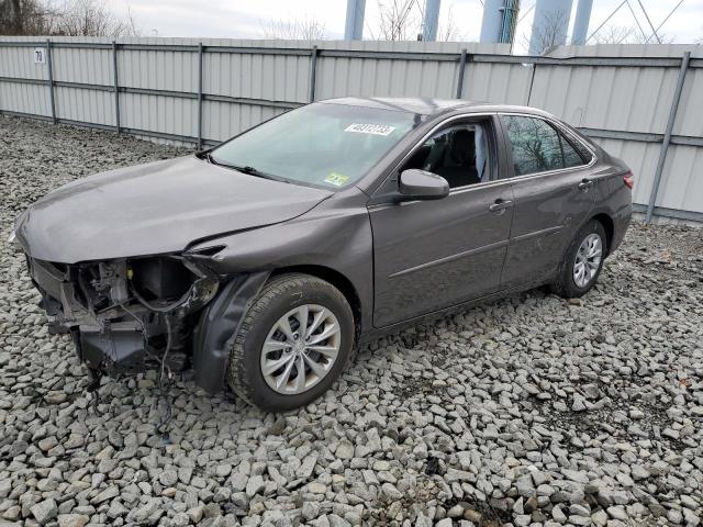 TOYOTA CAMRY LE 2017 4t1bf1fk4hu647586