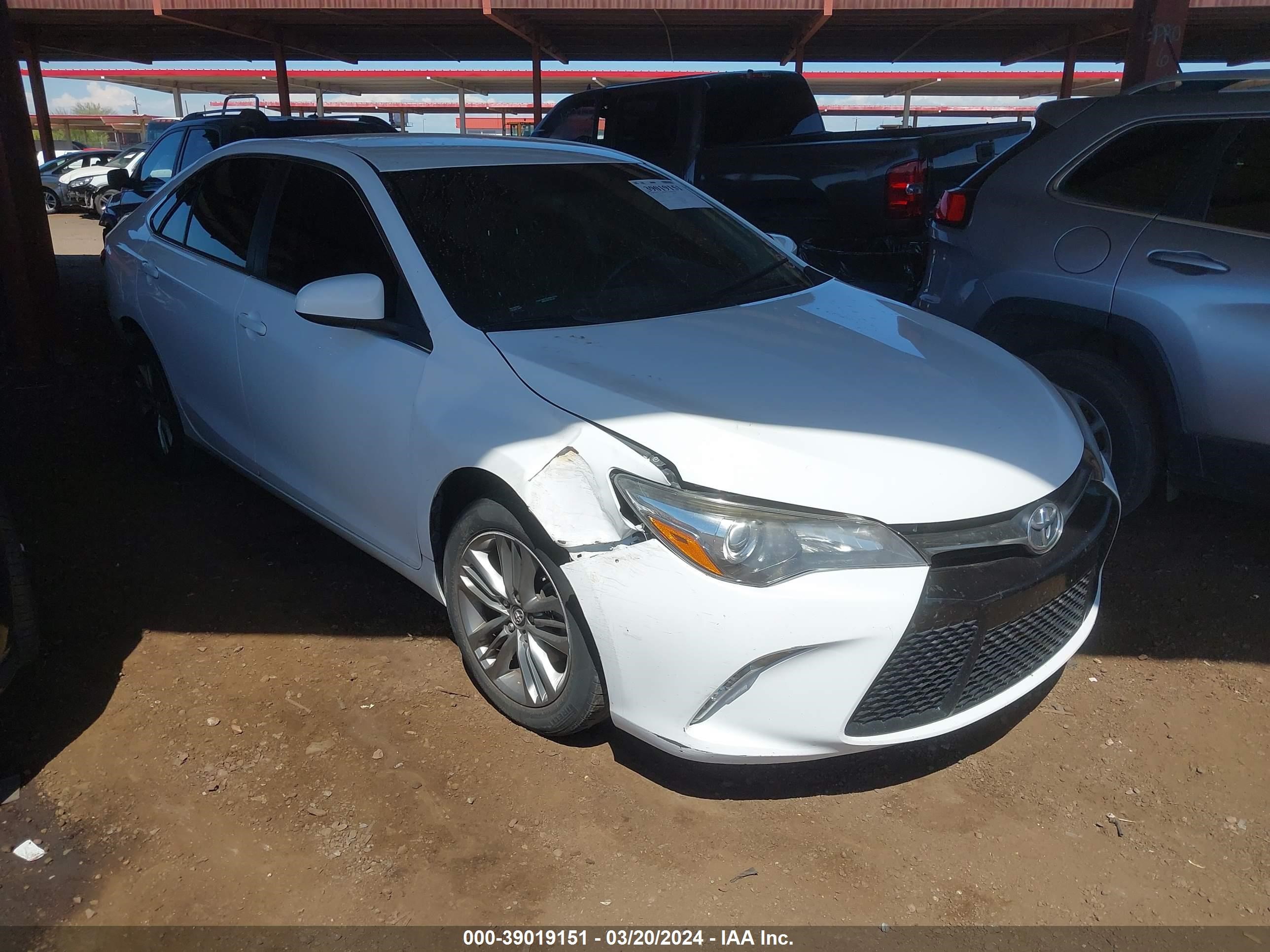 TOYOTA CAMRY 2017 4t1bf1fk4hu813010