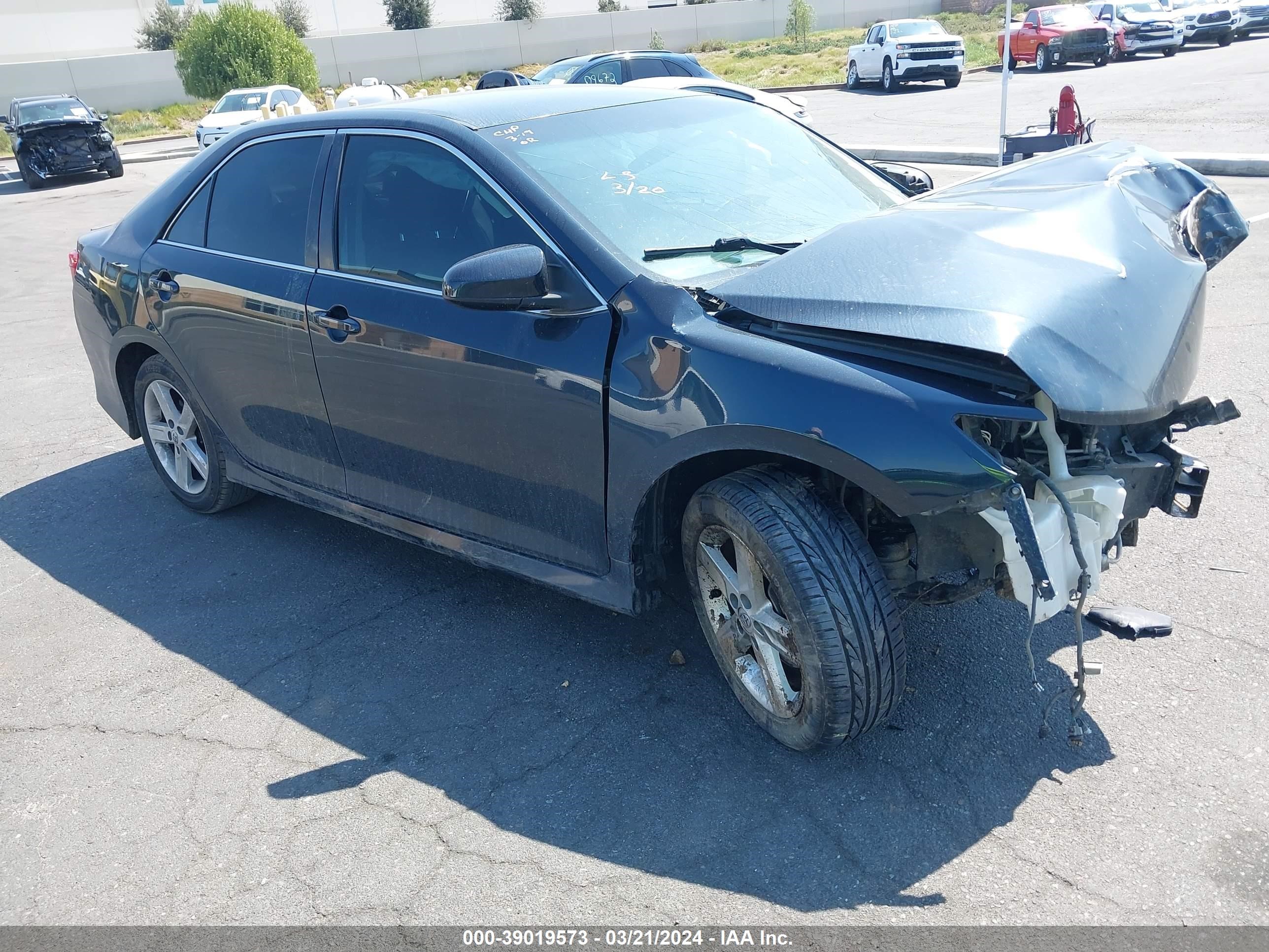 TOYOTA CAMRY 2014 4t1bf1fk5eu372659