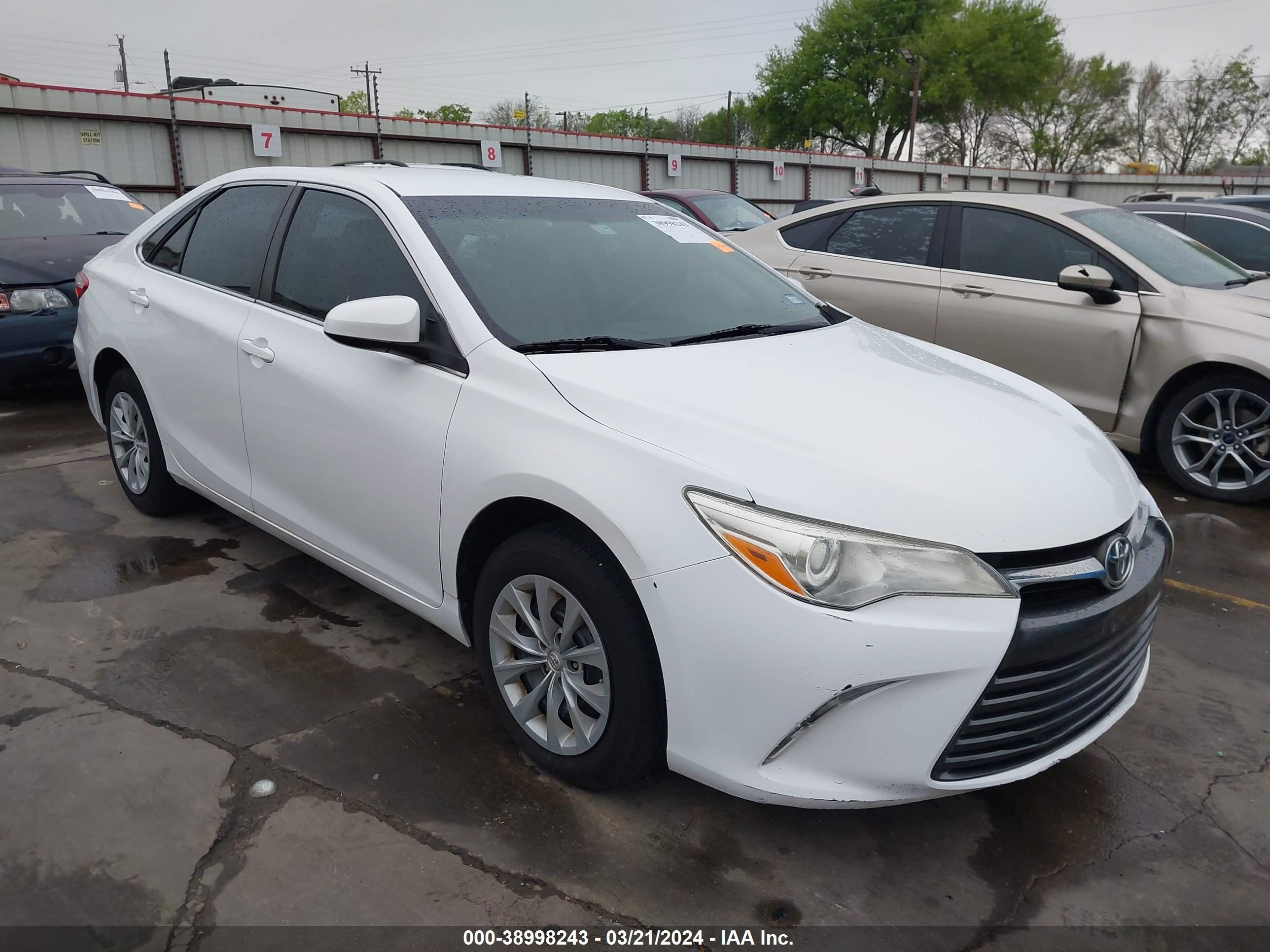 TOYOTA CAMRY 2015 4t1bf1fk5fu490387