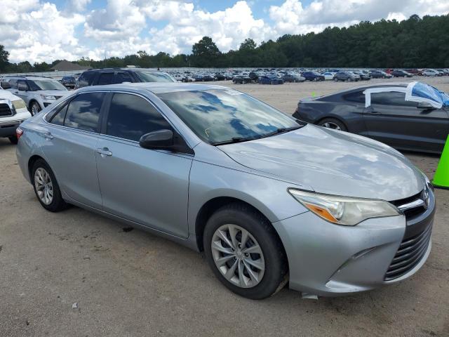 TOYOTA CAMRY LE 2015 4t1bf1fk5fu493516