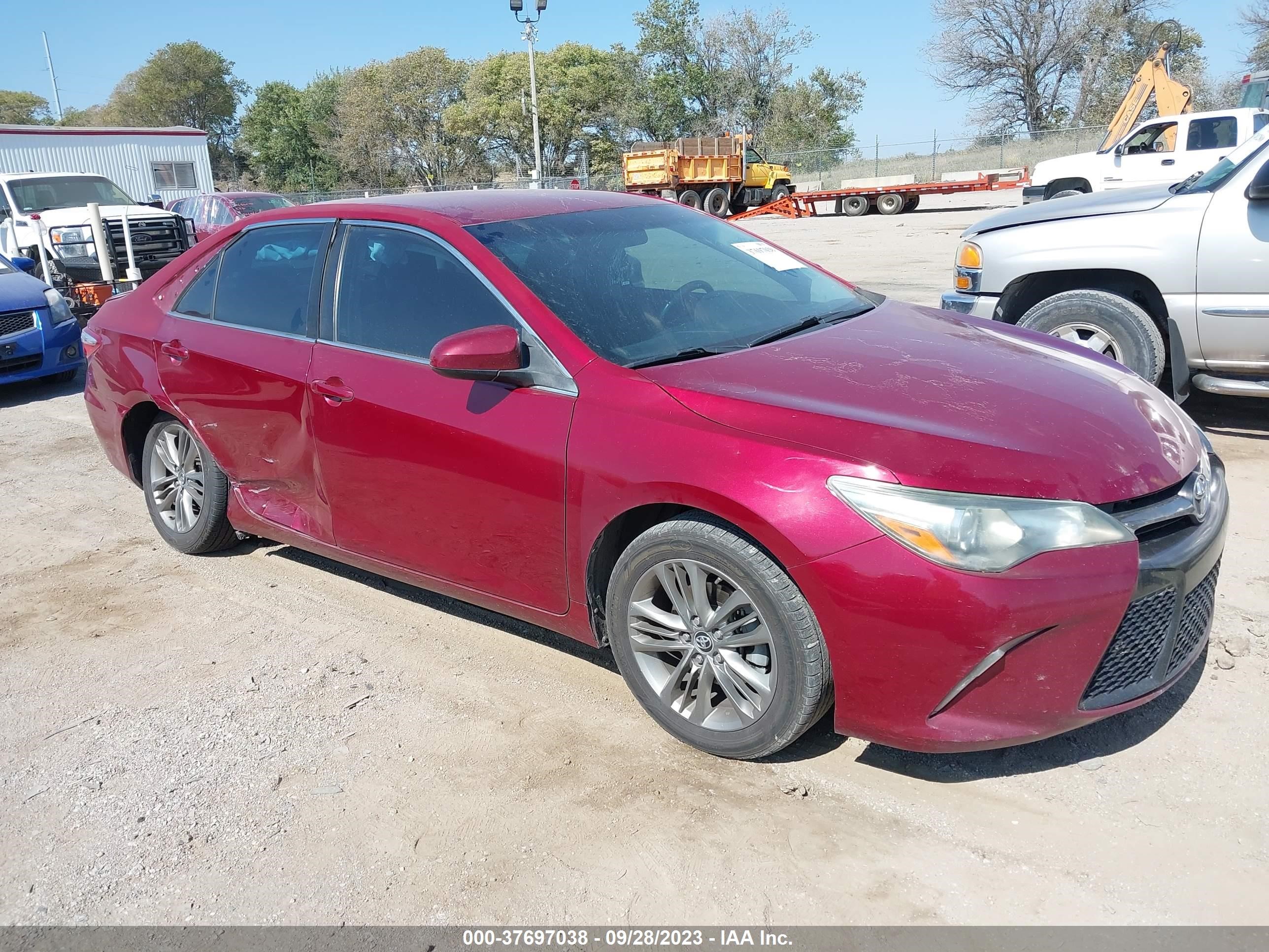 TOYOTA CAMRY 2015 4t1bf1fk5fu915560