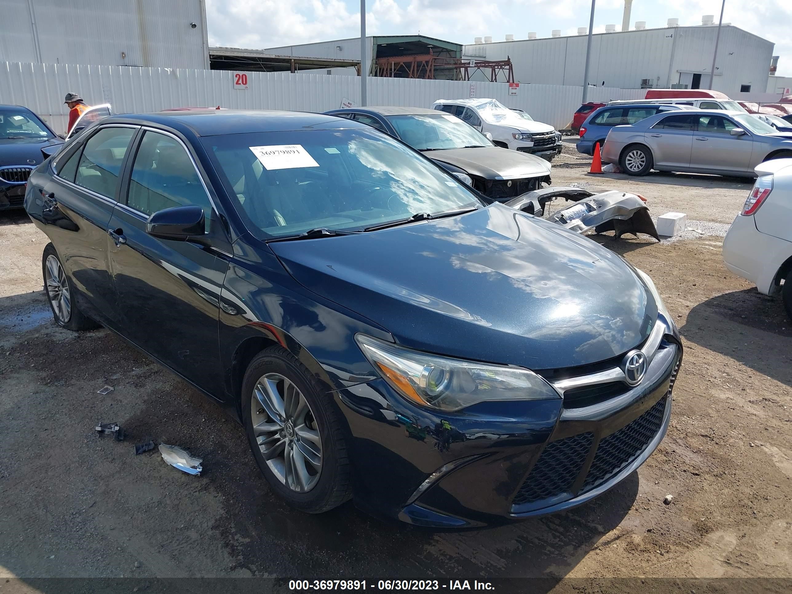 TOYOTA CAMRY 2015 4t1bf1fk5fu983048