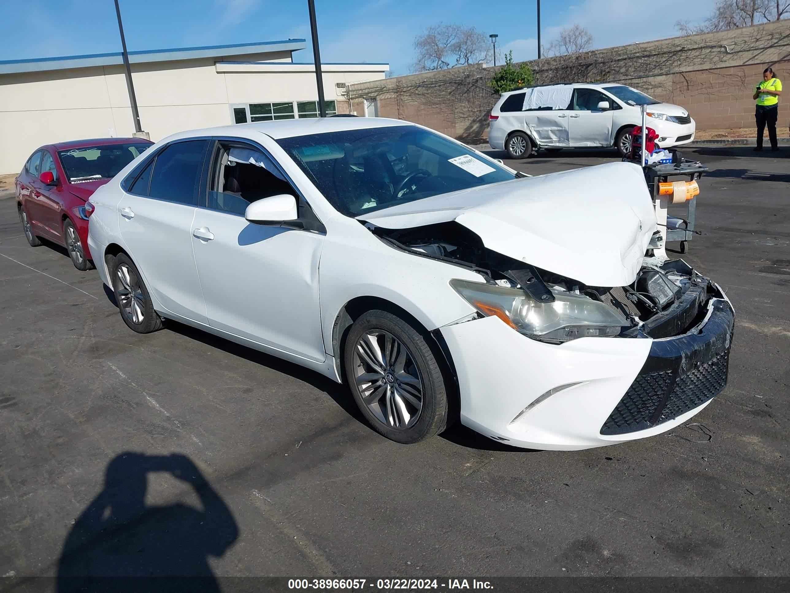 TOYOTA CAMRY 2016 4t1bf1fk5gu119361