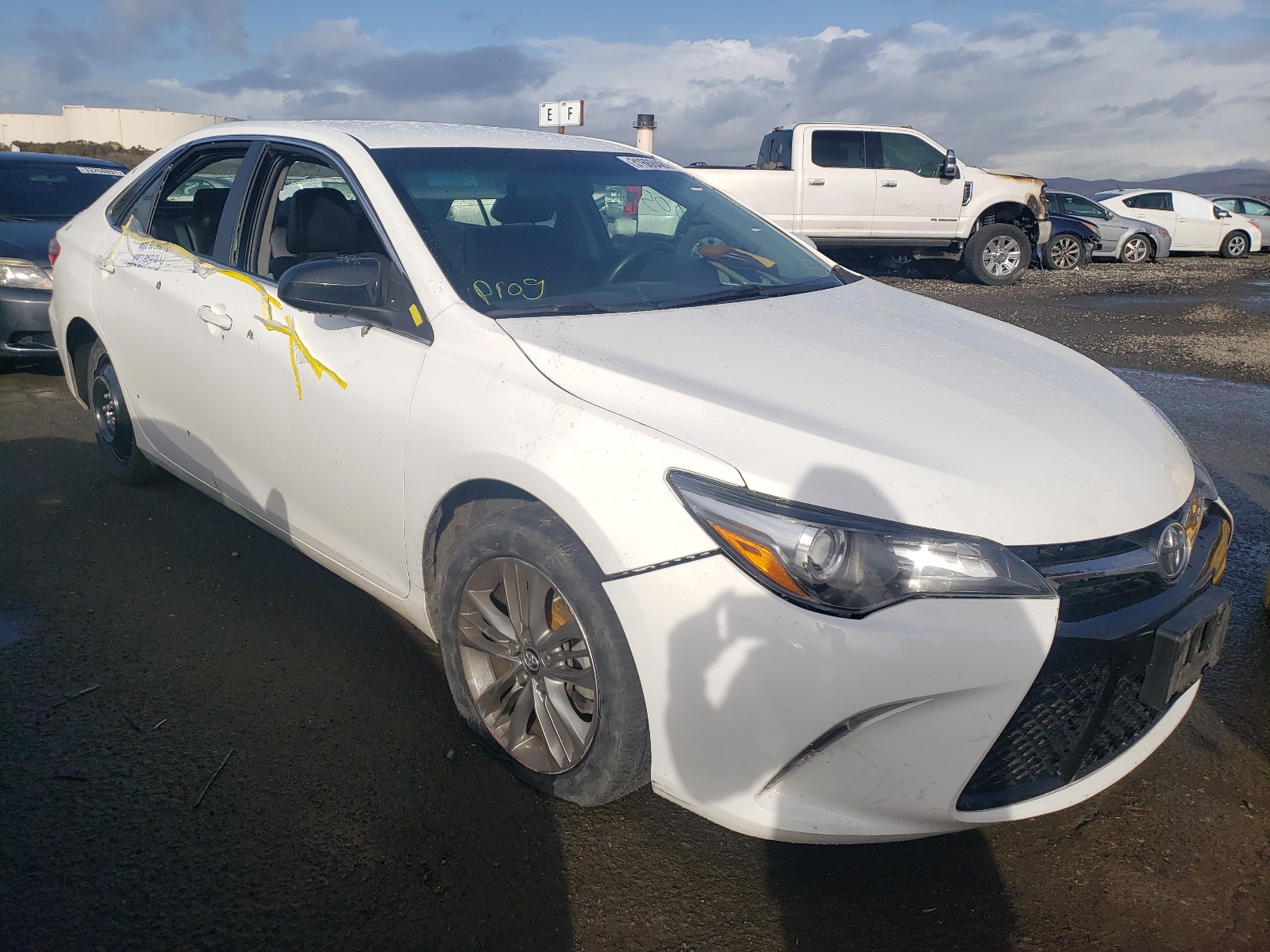 TOYOTA CAMRY LE 2017 4t1bf1fk5hu298471