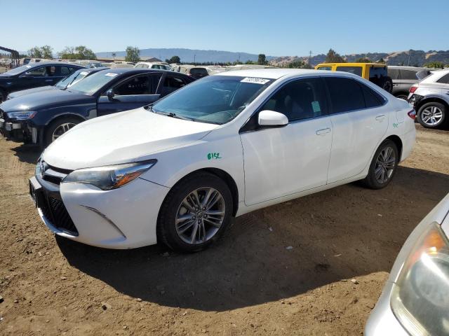 TOYOTA CAMRY LE 2017 4t1bf1fk5hu804655