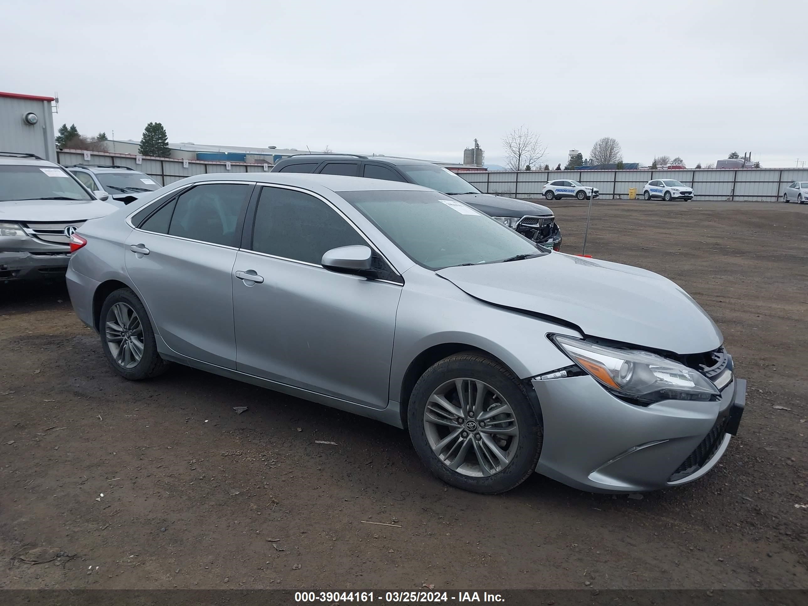 TOYOTA CAMRY 2015 4t1bf1fk6fu008395