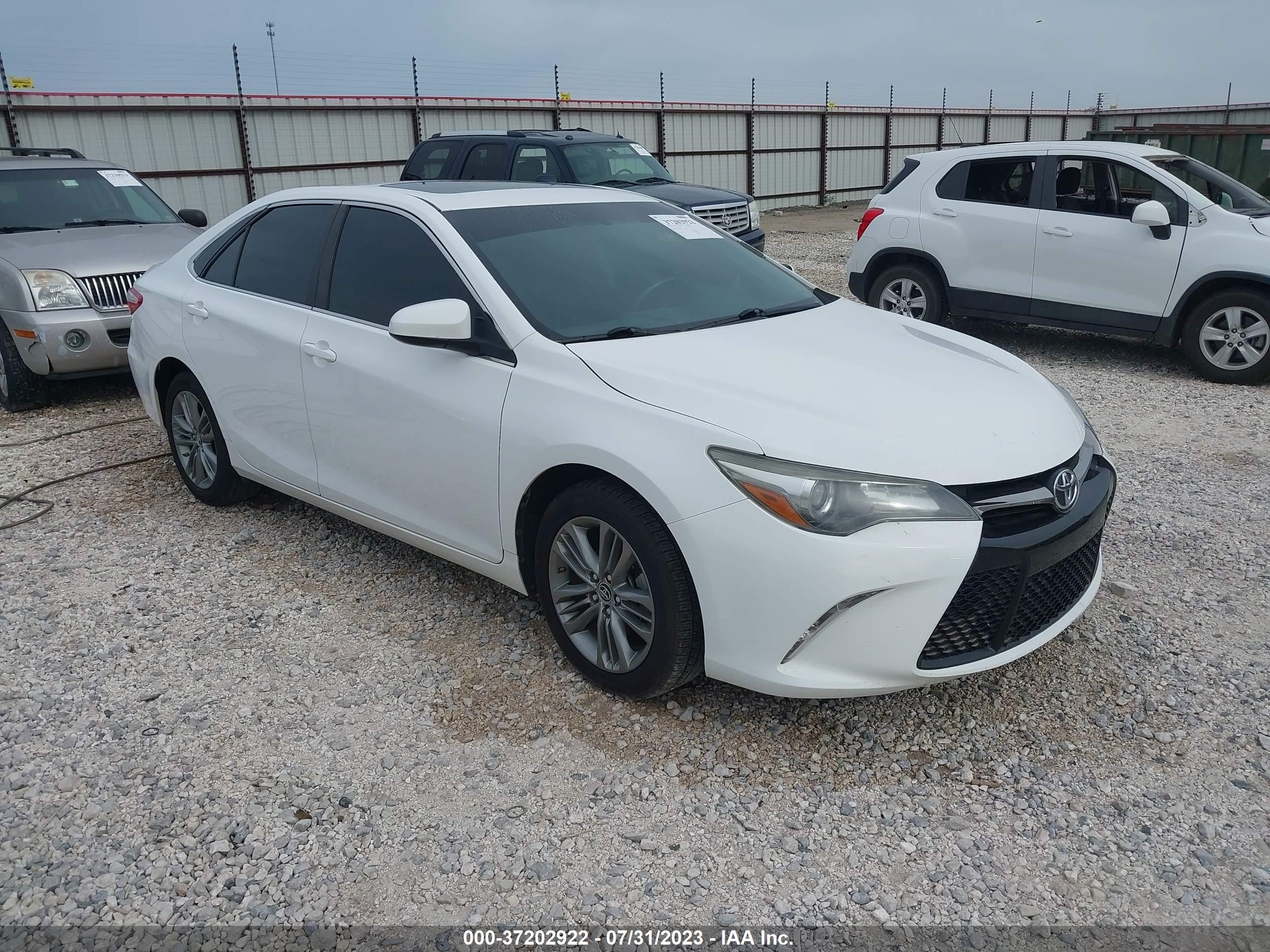 TOYOTA CAMRY 2015 4t1bf1fk6fu048086