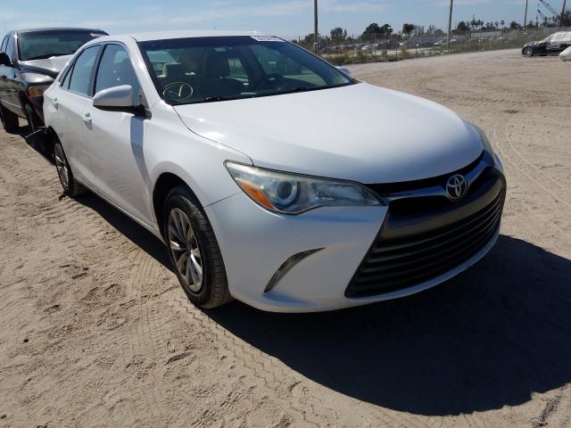 TOYOTA CAMRY LE 2016 4t1bf1fk6gu142101