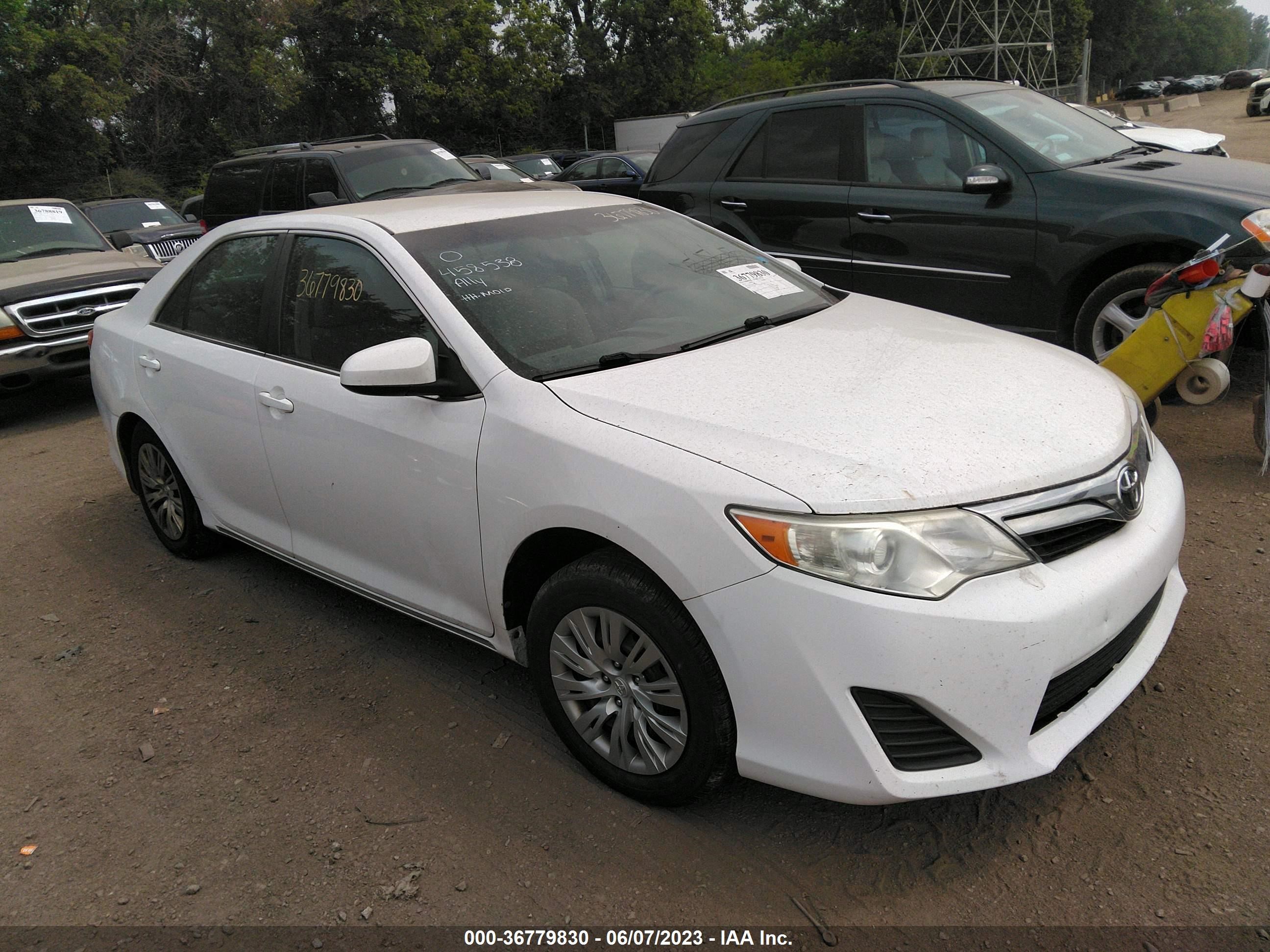 TOYOTA CAMRY 2014 4t1bf1fk7eu458538