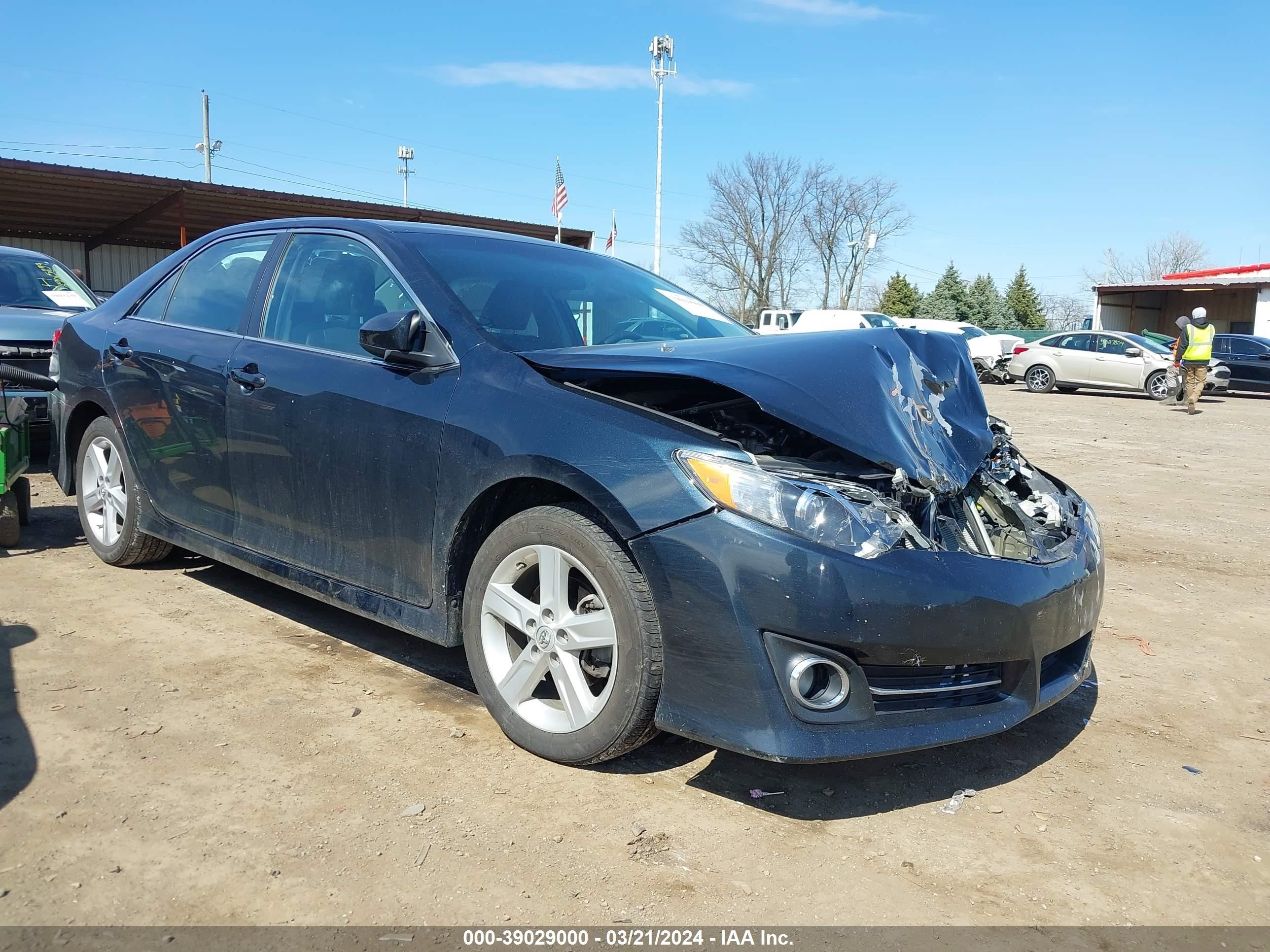 TOYOTA CAMRY 2014 4t1bf1fk7eu829357