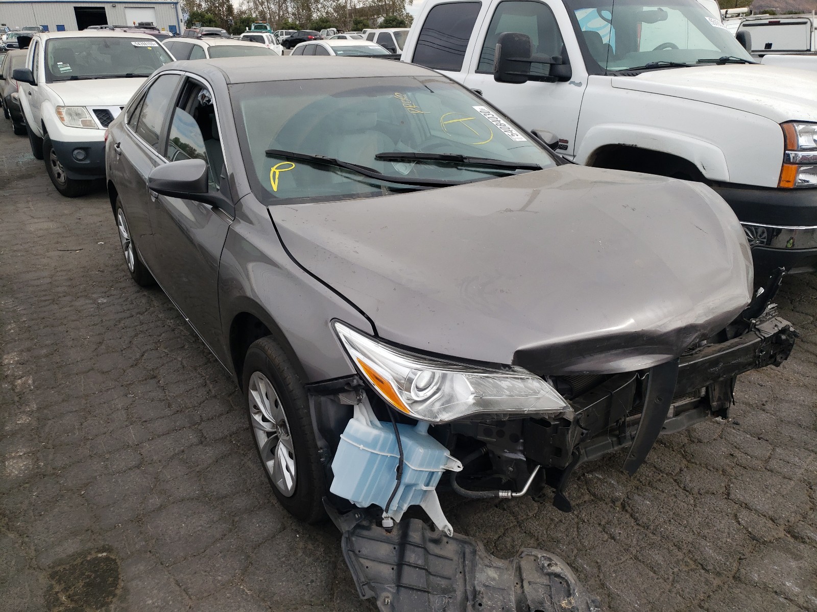 TOYOTA CAMRY LE 2017 4t1bf1fk7hu794002