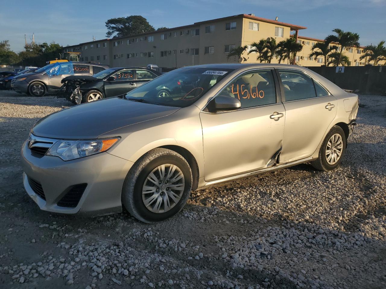 TOYOTA CAMRY 2014 4t1bf1fk8eu435432