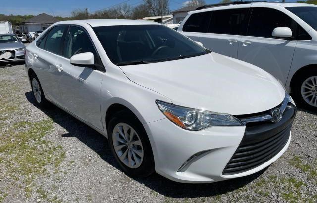 TOYOTA CAMRY LE 2015 4t1bf1fk8fu002789