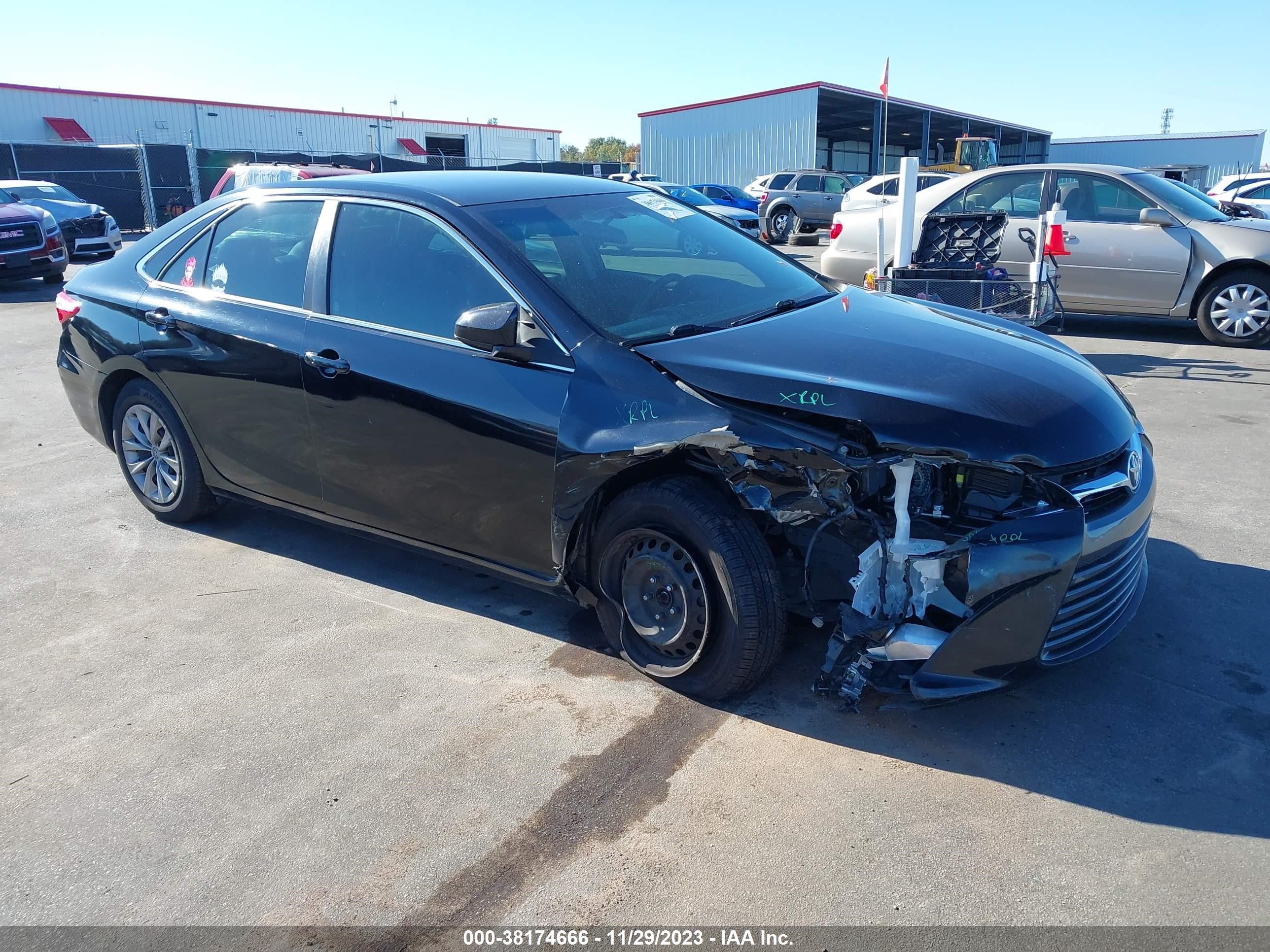 TOYOTA CAMRY 2015 4t1bf1fk8fu017468