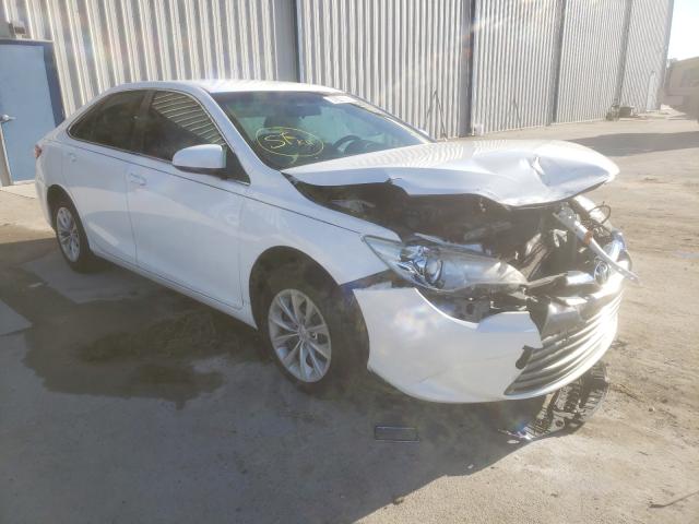 TOYOTA CAMRY LE 2015 4t1bf1fk8fu991712