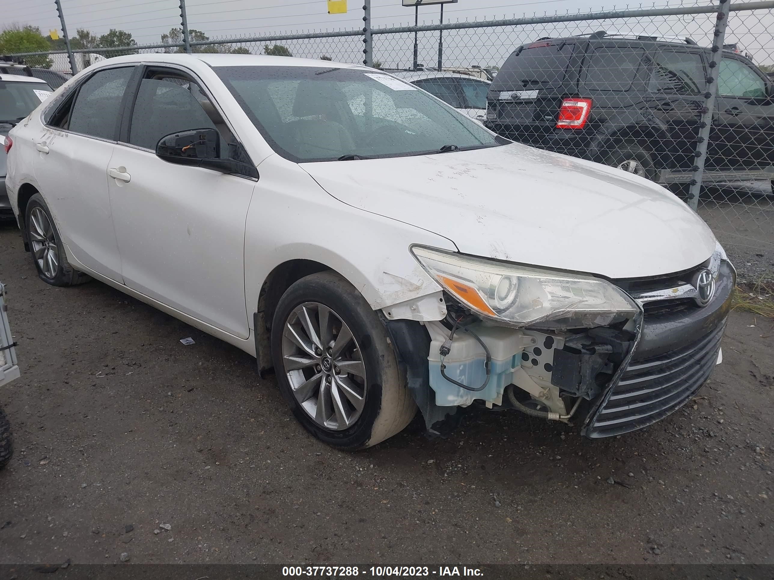 TOYOTA CAMRY 2016 4t1bf1fk8gu158316