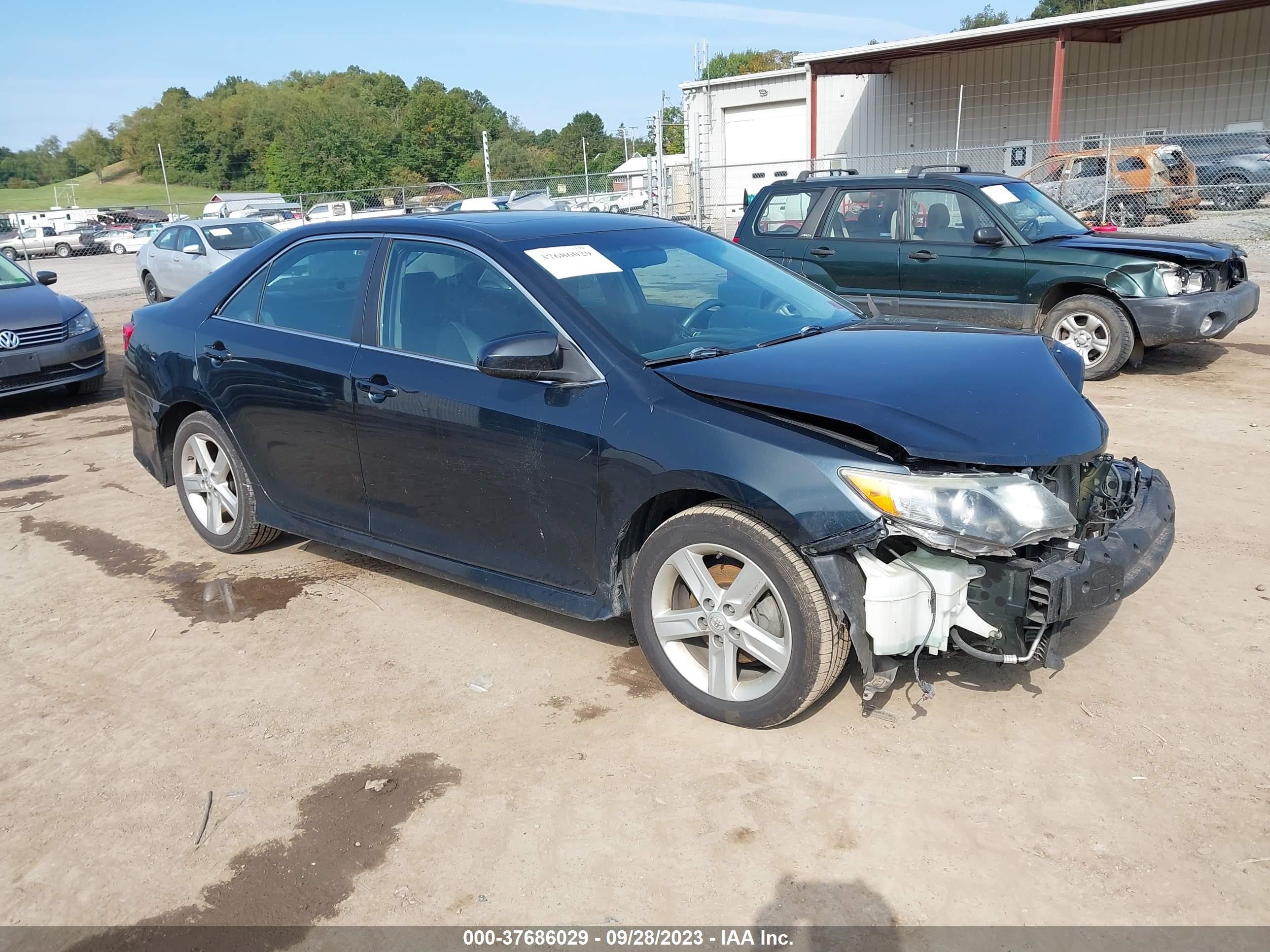 TOYOTA CAMRY 2014 4t1bf1fk9eu811605