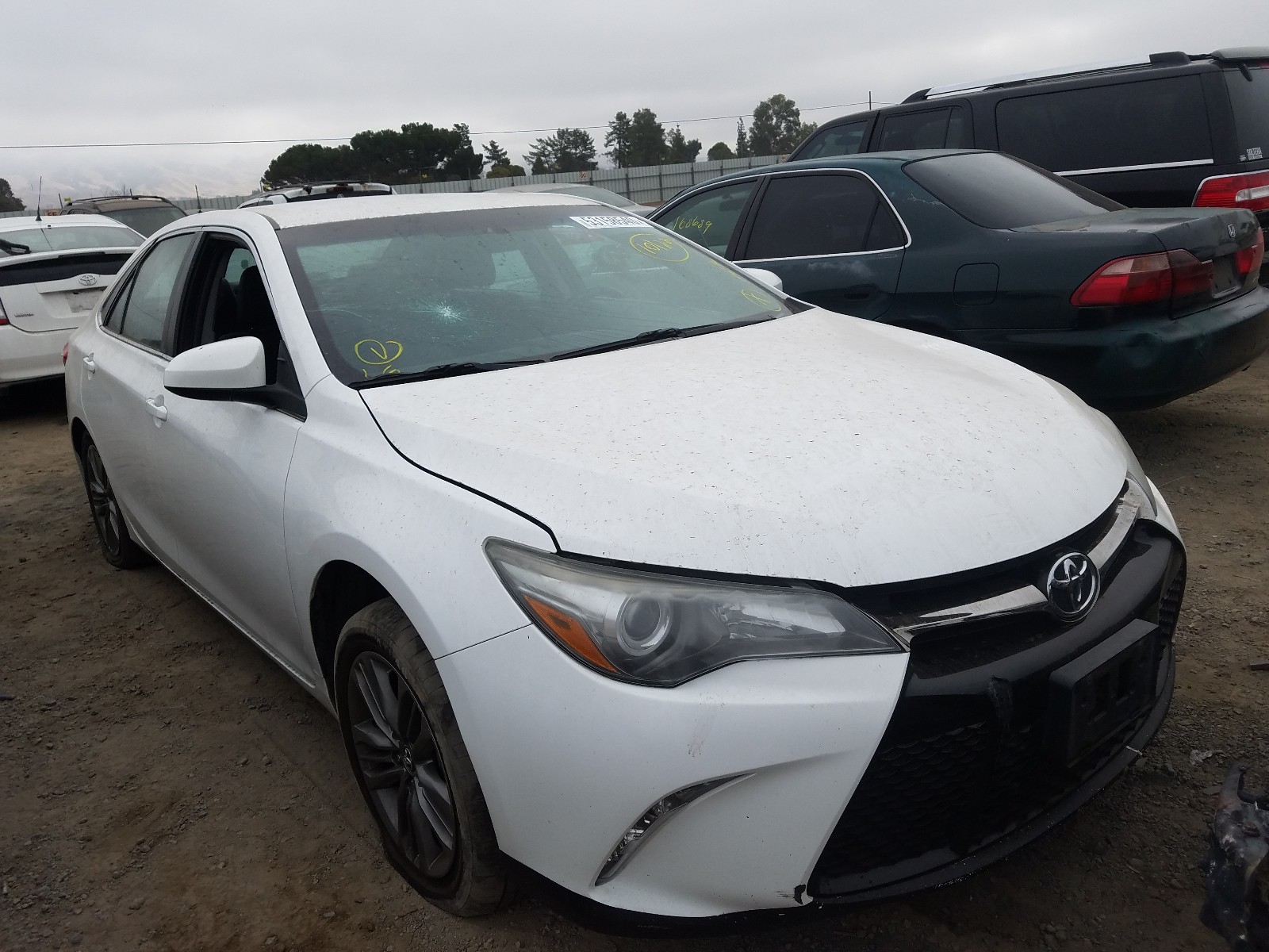 TOYOTA CAMRY LE 2016 4t1bf1fk9gu523358