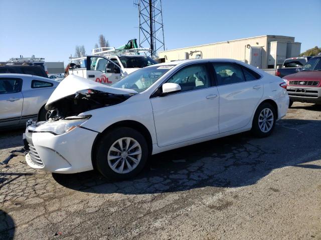 TOYOTA CAMRY LE 2017 4t1bf1fk9hu357232