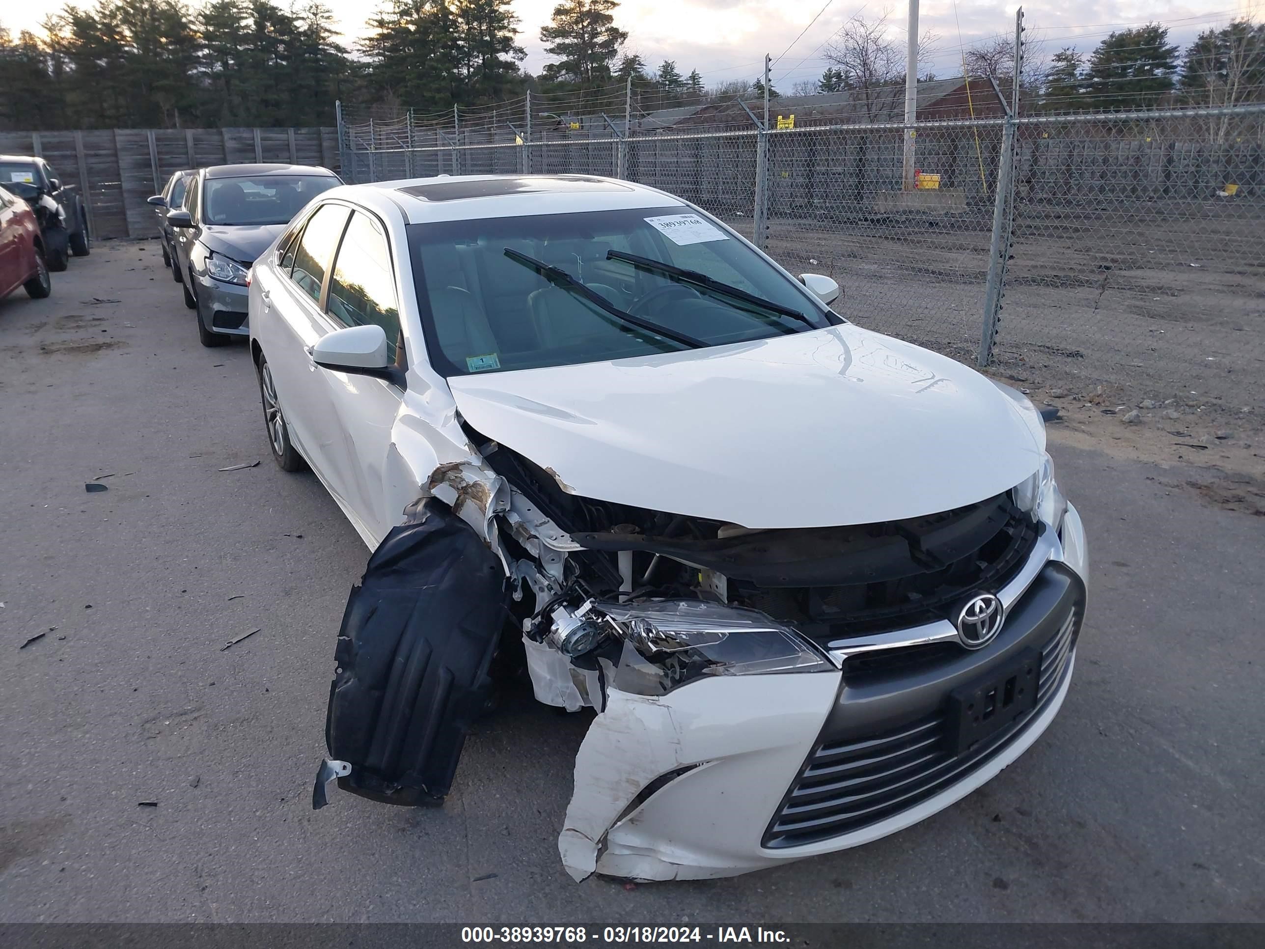 TOYOTA CAMRY 2015 4t1bf1fkxfu955875