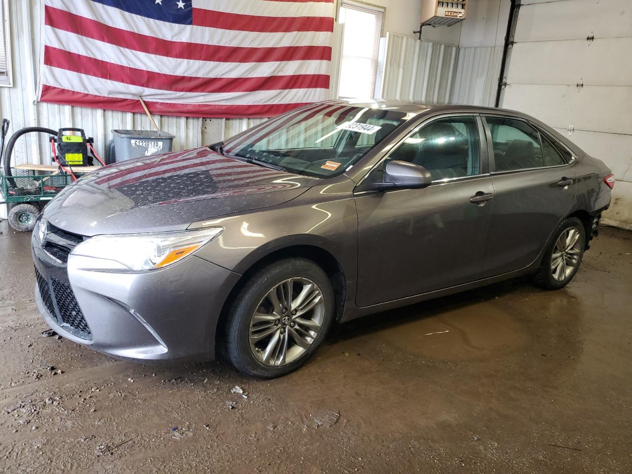 TOYOTA CAMRY 2016 4t1bf1fkxgu244386