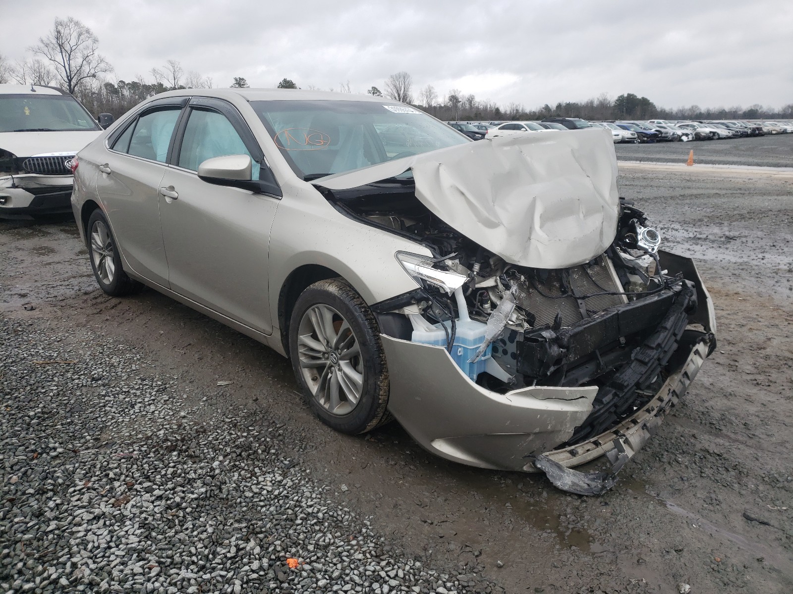 TOYOTA CAMRY LE 2016 4t1bf1fkxgu580507