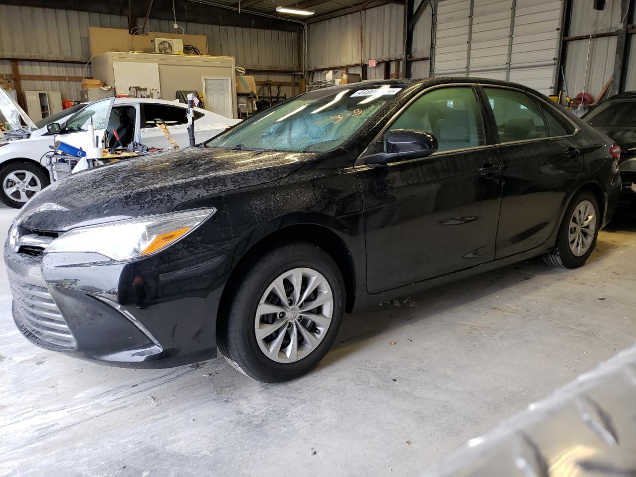 TOYOTA CAMRY 2017 4t1bf1fkxhu337183