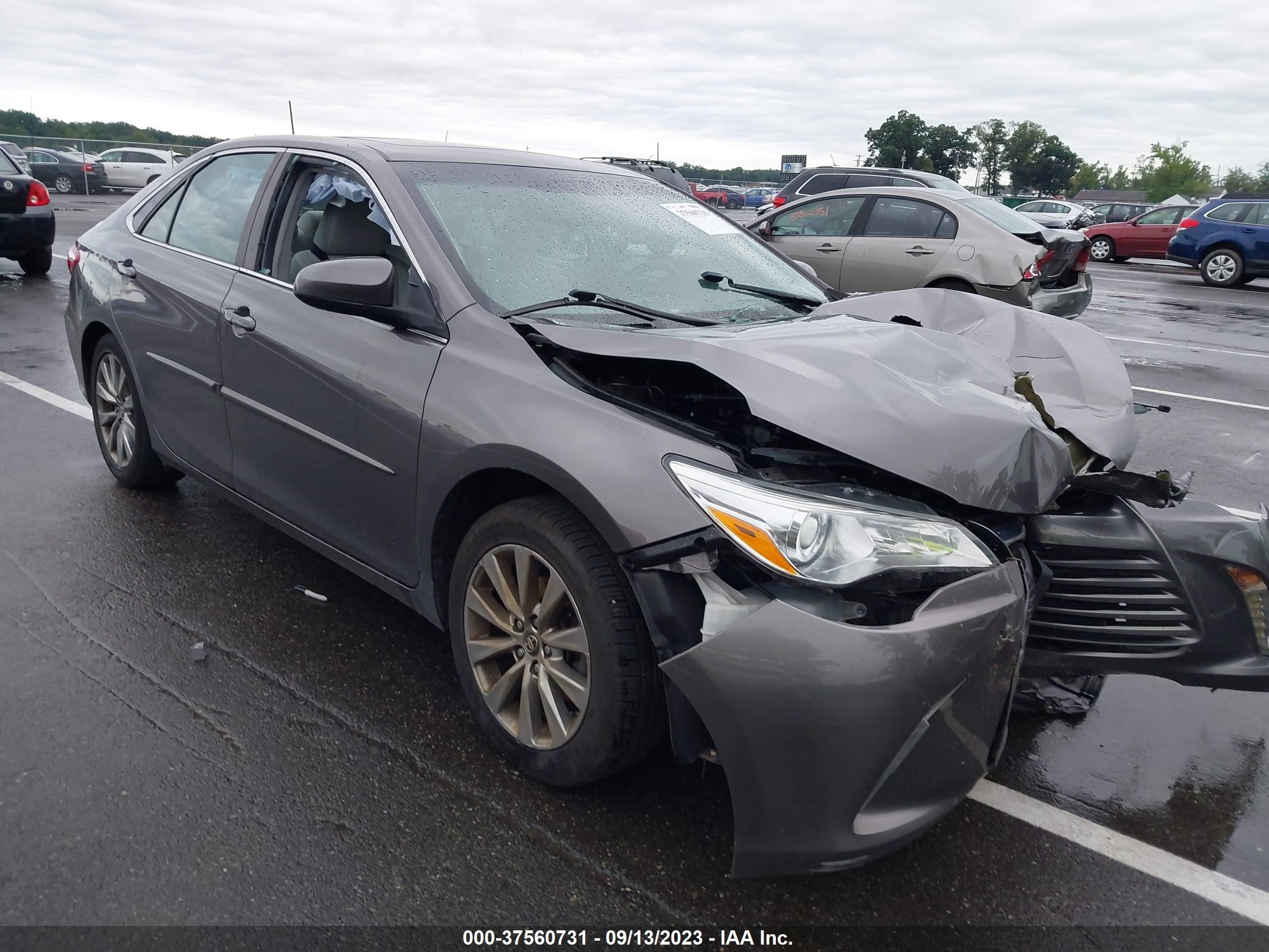 TOYOTA CAMRY 2017 4t1bf1fkxhu652162