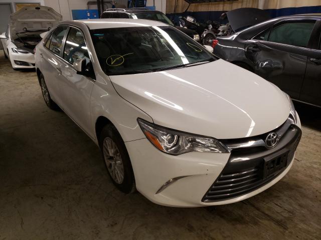 TOYOTA CAMRY LE 2017 4t1bf1fkxhu664201