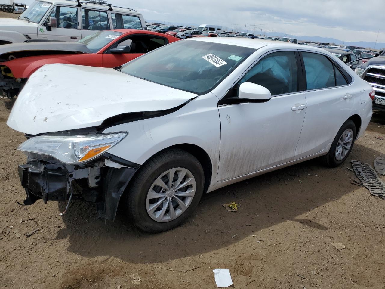 TOYOTA CAMRY LE 2017 4t1bf1fkxhu665459