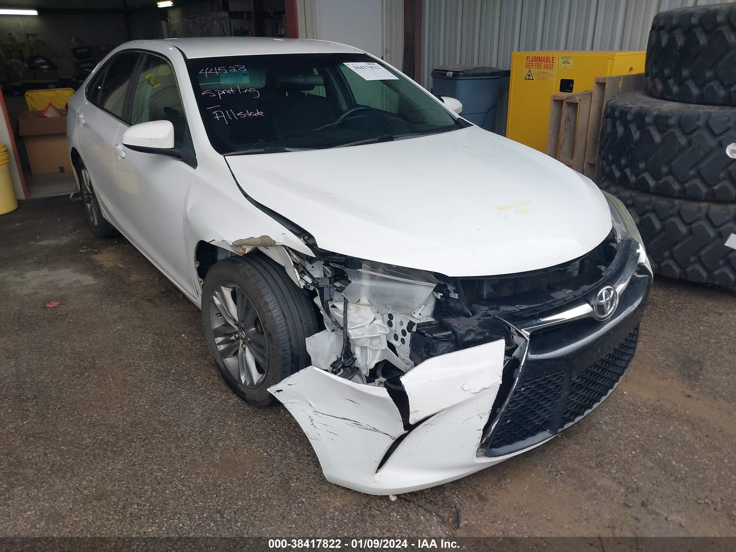 TOYOTA CAMRY 2017 4t1bf1fkxhu678311