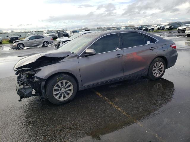 TOYOTA CAMRY LE 2017 4t1bf1fkxhu725014